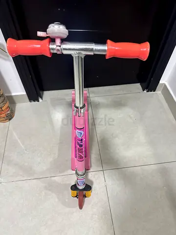 Pink 3-Wheel Kick Scooter for Kids - Foldable, Good Condition