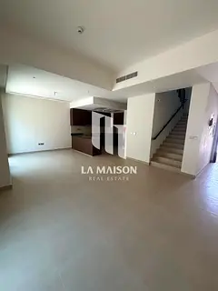 Vacant | 3BR+M | Private Garden| Cordoba
