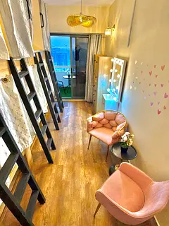 Capsule and Bed Space for Male and Female Near Emirates Towers Metro Station