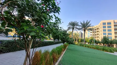 Spacious Layout | Well maintained | Community View