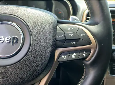 2017 JEEP CHEROKEE — миниатюра 18
