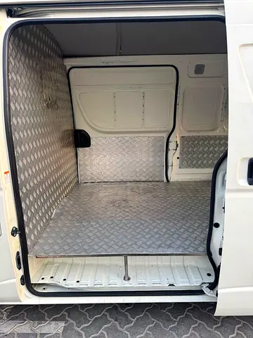 صورة 11 لـ 2021 Toyota HIACE