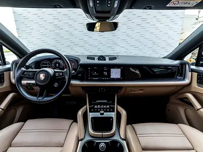 2024 Porsche CAYENNE — миниатюра 18