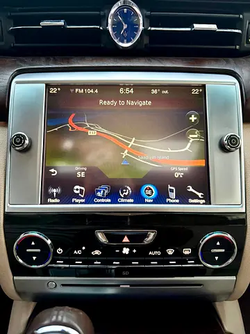 2014 Maserati QUATTROPORTE — миниатюра 13