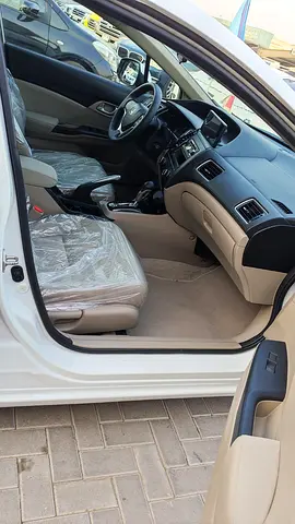 2015 Honda CIVIC — фото 8