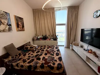Unfurnished | vacant | chiller free | Villa view