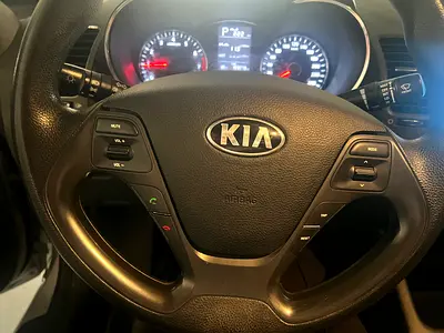 2018 KIA CERATO — фото 8