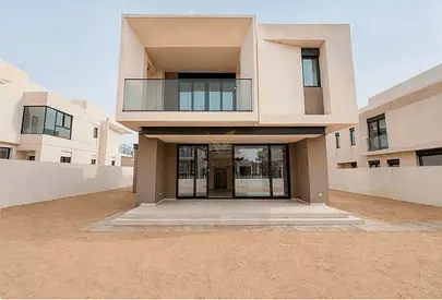 Elegant 5 Bedroom Villa in Jebel Ali Village