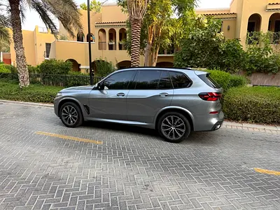 2025 BMW X5 — фото 2