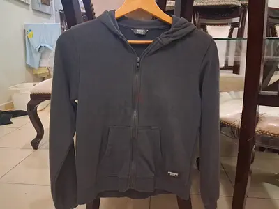 Grey zip-up hoodie, size xs (casual pullover with hood)