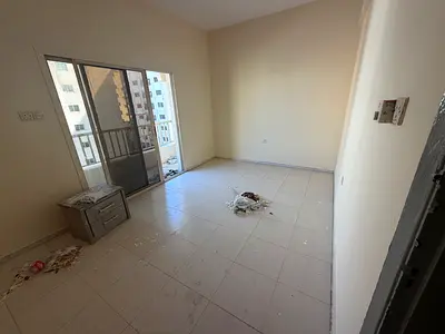 READY TO MOVE 1BHK WITH BALCONY WINDO AC&GAS RENT 22k