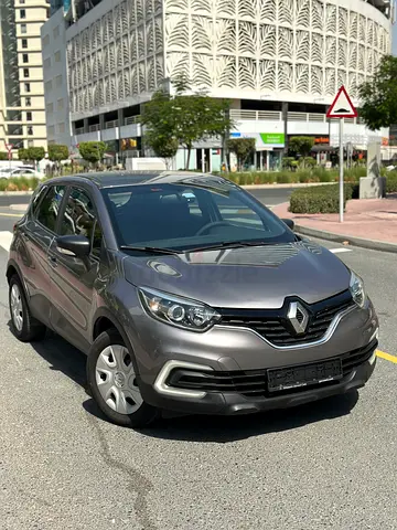Renault Captur 2019 GCC Specs - Well Maintained