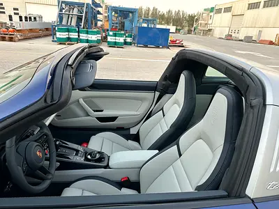 2026 Porsche 911 — миниатюра 12