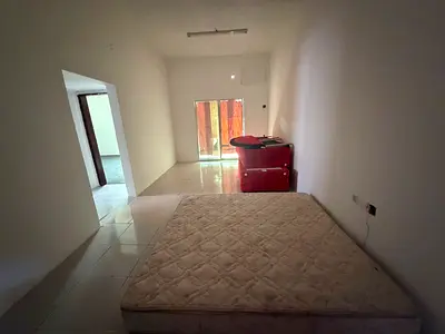READY TO MOVE 1BHK WITH BALCONY WINDO AC CENTRAL GAS RENT 22k