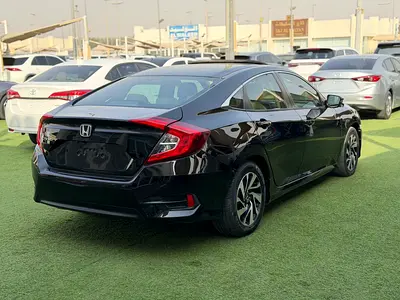 2017 Honda CIVIC — фото 5