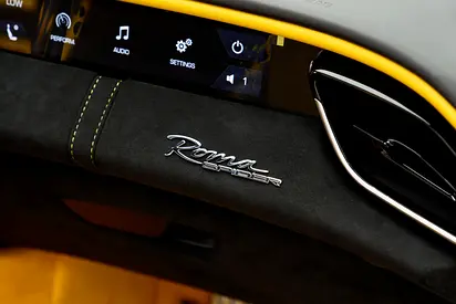 2026 Ferrari ROMA — миниатюра 11