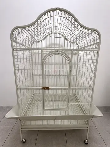 XXL Parrot & Bird Cage on Wheels for Sale in Abu Dhabi