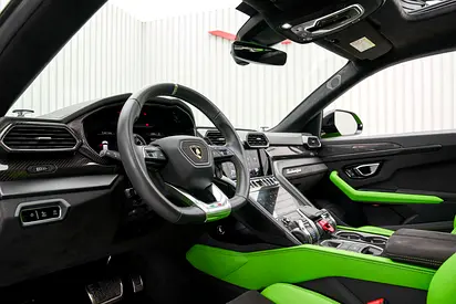 صورة مصغرة 9 لـ 2021 Lamborghini URUS