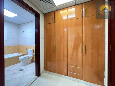 4200/ Per Month Huge 1bhk Available In Mbz City