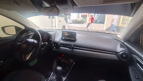 صورة 3 لـ 2017 Toyota YARIS