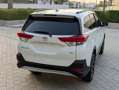 2020 Toyota RUSH 照片 6