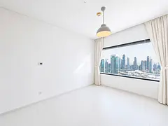 Vacant 1BR | Unfurnished | Stunning Burj View