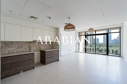 Canal View l Rare Deal l Spacious
