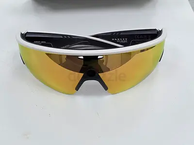 OAKLEY META VANGUARD SUNGLASSES (SIZE 52) (OW8001) WHITE / PRIZM ROSE GOLD