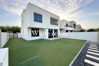 Single Row|Park & Pool |Motivated Seller