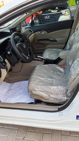 2015 Honda CIVIC — фото 9