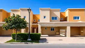 Vacant | Prime Location | Upgraded garden