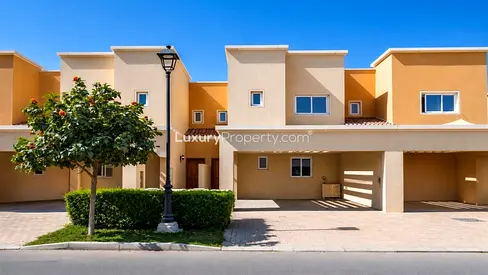 Vacant | Prime Location | Upgraded garden