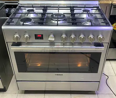 Bosch 90cm Stainless Steel Gas Range with Oven - 5 Burners