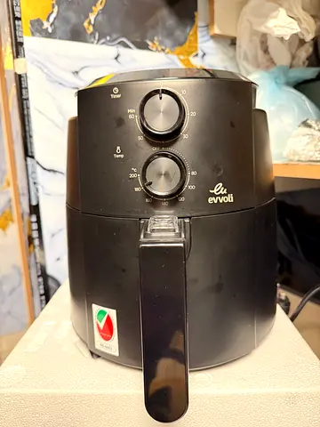 Used Evvoli-Compact Air Fryer - Black, Working