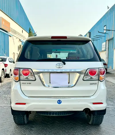 2013 Toyota FORTUNER — фото 2
