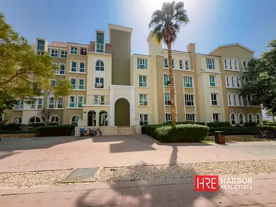 7-Year Payment Plan| Near Metro | Well-maintained