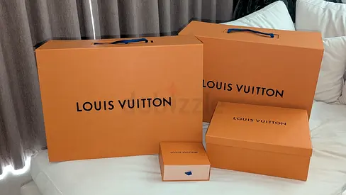 Authentic Luxury Designer Boxes & Shopping Bags – Louis Vuitton, Hermès, Dior & Bvlgari