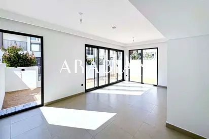 Great Location | Vacant Now | Single Row