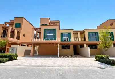 MORTGAGEABLE | ClOSE TO LAGOON | NEGOTIABLE