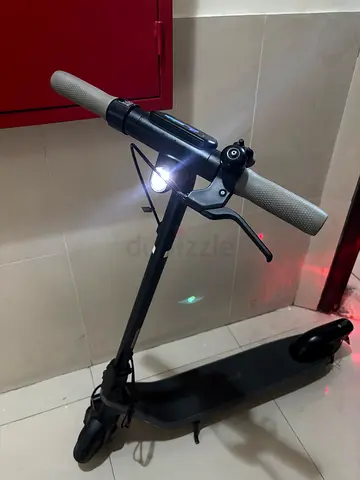 Ninebot E2 scooter