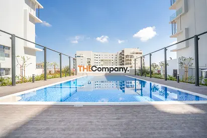 2BR Duplex with Jacuzzi | Furnished | Parking