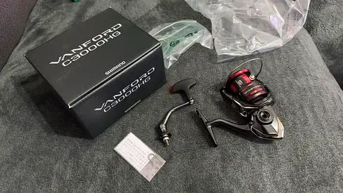 Brand new Shimano Vanford 3000 HG fishing reel
