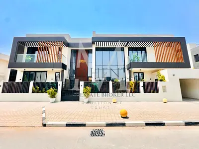 PREMIER LIVING | UPGRADED | MAID ROOM | FAMILY LOUNGE