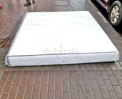 180x200cm king size mattress. Same day delivery available