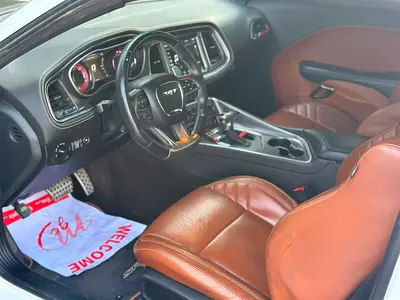 2018 Dodge CHALLENGER 照片 10