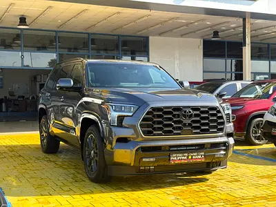 TOYOTA SEQUOIA 2024 MODEL - 4000KMS ONLY