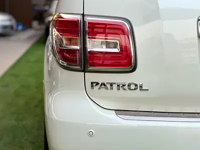2014 Nissan PATROL thumbnail 11