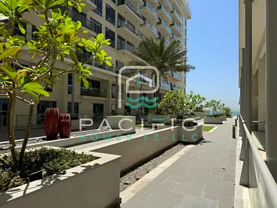 Easy Access To Beach | Nicely Furnished 1 Bed