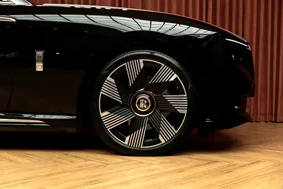 2024 ROLLS-ROYCE SPECTRE — фото 6