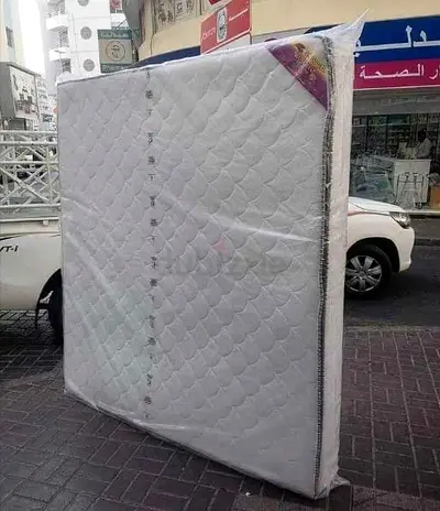 King size 180x200cm mattress.  All times delivery available